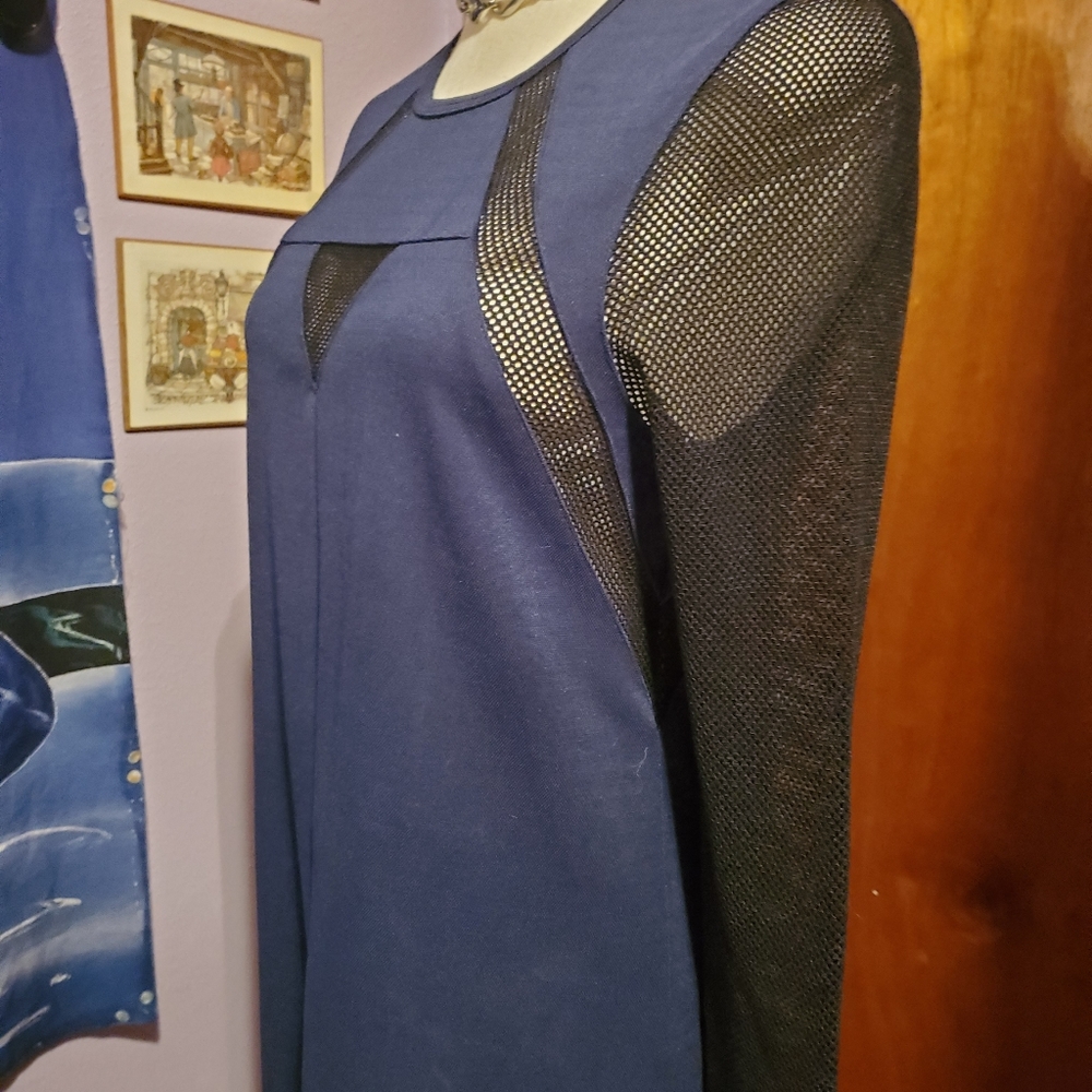 Dress - Picture 5 of 5
